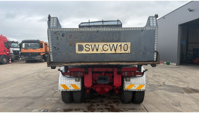 Scania 93-280 (POMPE MANUELLE / MANUAL PUMP / 6X4 / STEEL SUSP. / LAMES) - Tipper: picture 5 Scania 93-280 (POMPE MANUELLE / MANUAL PUMP / 6X4 / STEEL SUSP. / LAMES) - Tipper: picture 5