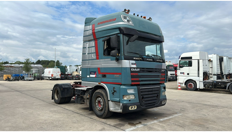 DAF 105 XF 460 (BOITE MANUELLE / MANUAL GEARBOX / RETARDER) - Tractor unit: picture 2 DAF 105 XF 460 (BOITE MANUELLE / MANUAL GEARBOX / RETARDER) - Tractor unit: picture 2