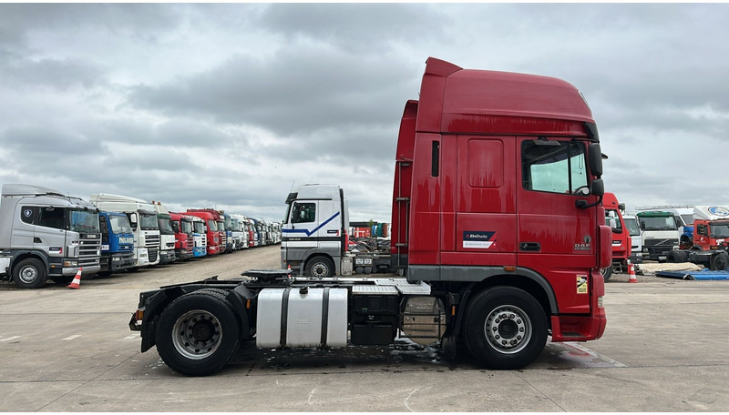 DAF 105 XF 460 (BOITE MANUELLE / MANUAL GEARBOX / TRES PROPRE) - Tractor unit: picture 4 DAF 105 XF 460 (BOITE MANUELLE / MANUAL GEARBOX / TRES PROPRE) - Tractor unit: picture 4