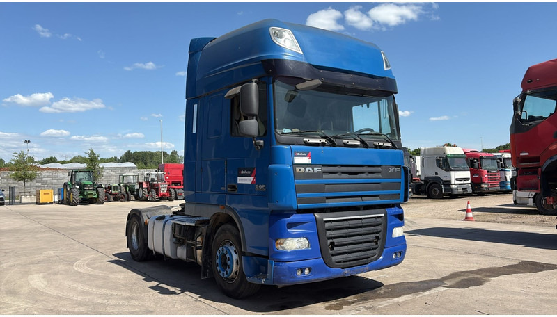 DAF XF 105.460 (BOITE MANUELLE / MANUAL GEARBOX) - Tractor unit: picture 4 DAF XF 105.460 (BOITE MANUELLE / MANUAL GEARBOX) - Tractor unit: picture 4