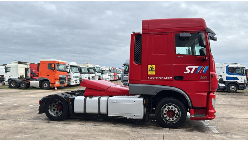 DAF XF 460 (BOITE MANUELLE / MANUAL GEARBOX) - Tractor unit: picture 5 DAF XF 460 (BOITE MANUELLE / MANUAL GEARBOX) - Tractor unit: picture 5