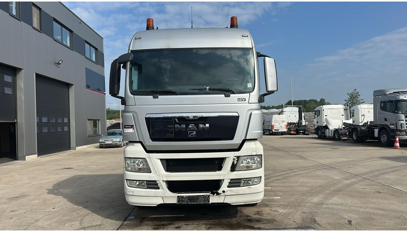 MAN TGX 18.400 (BE TRUCK / EURO 5 EEV / PTO / HYDRAULIC PUMP) - Tractor unit: picture 3 MAN TGX 18.400 (BE TRUCK / EURO 5 EEV / PTO / HYDRAULIC PUMP) - Tractor unit: picture 3