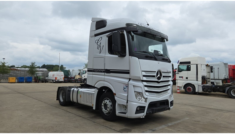 Mercedes-Benz Actros 1945 (2 TANK / STANDARD / FRONT STEEL / LUXEMBURG REGISTRATION / GOOD CONDITION) - Tractor unit: picture 2 Mercedes-Benz Actros 1945 (2 TANK / STANDARD / FRONT STEEL / LUXEMBURG REGISTRATION / GOOD CONDITION) - Tractor unit: picture 2