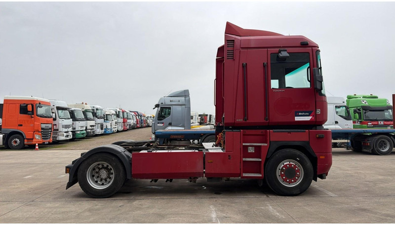 Renault AE 480 Magnum E-tech (PARFAIT ETAT / TRES PROPRE / BOITE MANUELLE / MANUAL GEARBOX) - Tractor unit: picture 4 Renault AE 480 Magnum E-tech (PARFAIT ETAT / TRES PROPRE / BOITE MANUELLE / MANUAL GEARBOX) - Tractor unit: picture 4
