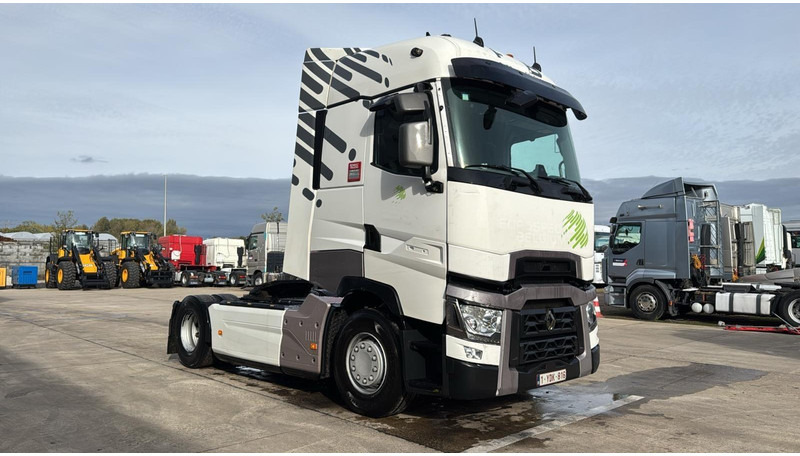 Renault T 440 (BELGIAN TRUCK / FULL SPOILERS / 13L DTI / 2 TANKS) - Tractor unit: picture 3 Renault T 440 (BELGIAN TRUCK / FULL SPOILERS / 13L DTI / 2 TANKS) - Tractor unit: picture 3