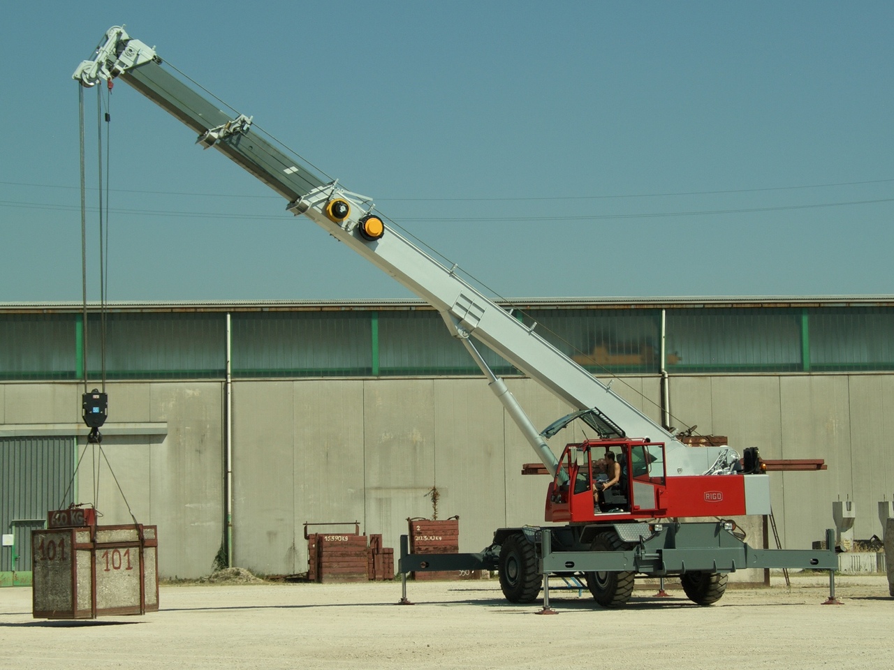 Rigo RT 500 - Rough terrain crane: picture 5 Rigo RT 500 - Rough terrain crane: picture 5