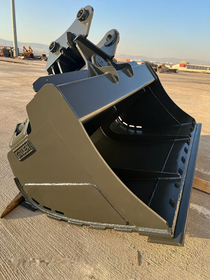 New Excavator bucket Caterpillar 320 Tilt Bucket: picture 6