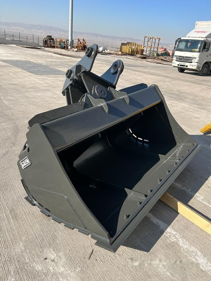 New Excavator bucket Caterpillar 320 Tilt Bucket: picture 8