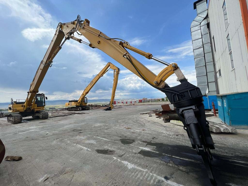 GALEN Komatsu PC350 Demolition Boom-Arm - Demolition shears for Demolition excavator: picture 3 GALEN Komatsu PC350 Demolition Boom-Arm - Demolition shears for Demolition excavator: picture 3