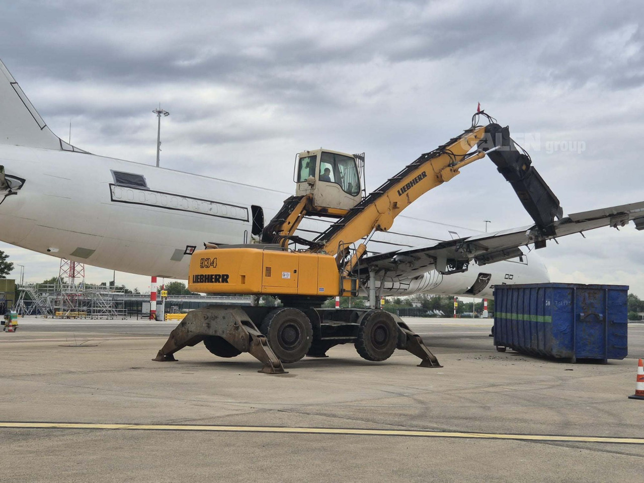 Galen STEEL SCRAP SHEAR - Demolition shears: picture 1 Galen STEEL SCRAP SHEAR - Demolition shears: picture 1