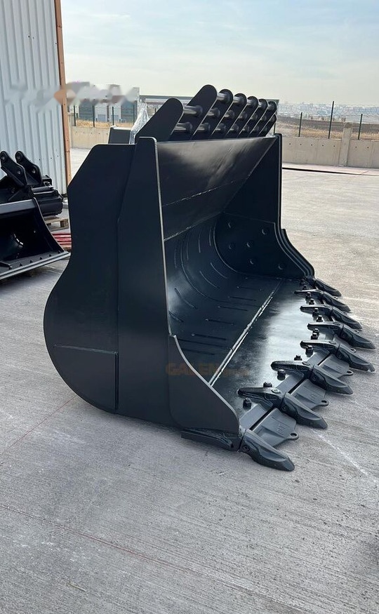 Volvo L150 - Loader bucket: picture 2 Volvo L150 - Loader bucket: picture 2