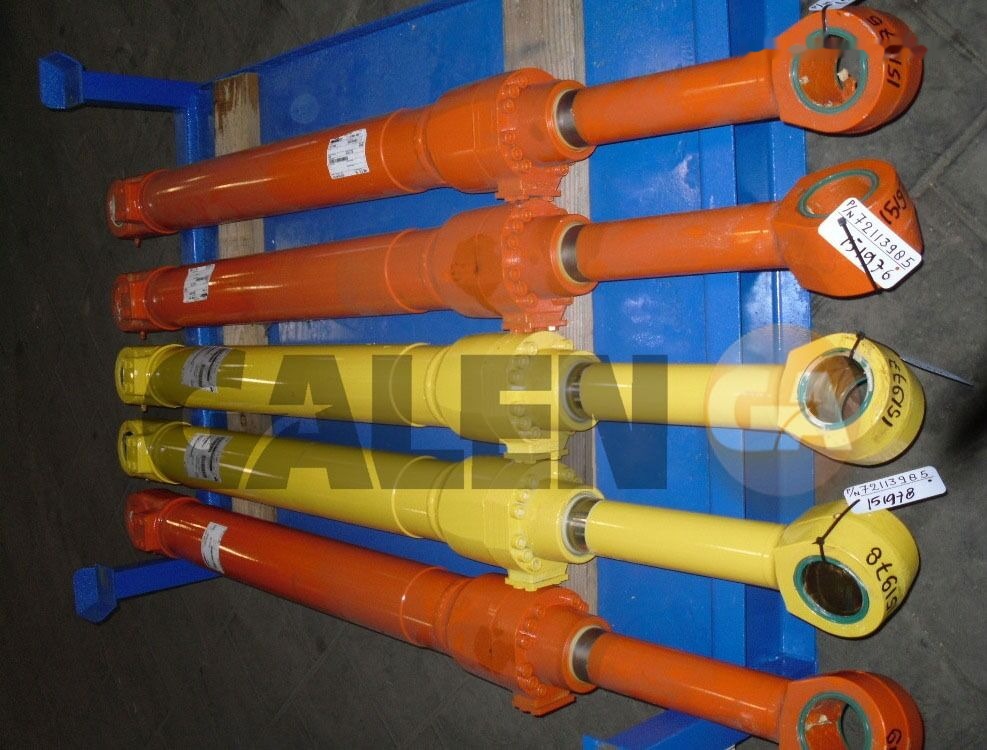 For construction roller - Hydraulic cylinder for Roller: picture 1 For construction roller - Hydraulic cylinder for Roller: picture 1
