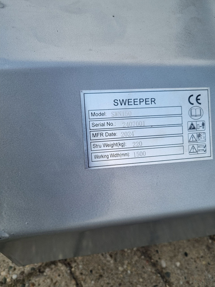 Rolbezem 1,50m nylon - Broom for Loader: picture 5 Rolbezem 1,50m nylon - Broom for Loader: picture 5