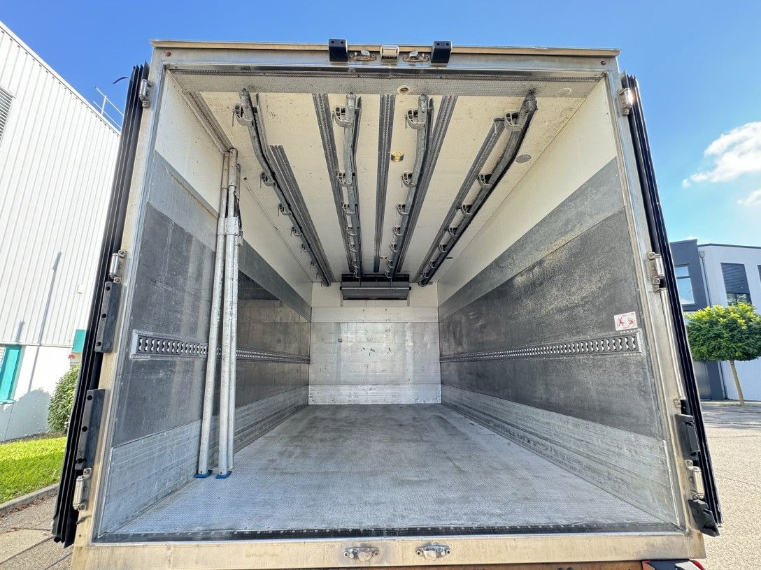 Refrigerator truck Mercedes-Benz Atego 1323L 4-Fleisch-Rohrbahnen TK T600R ATM: picture 10 Refrigerator truck Mercedes-Benz Atego 1323L 4-Fleisch-Rohrbahnen TK T600R ATM: picture 10