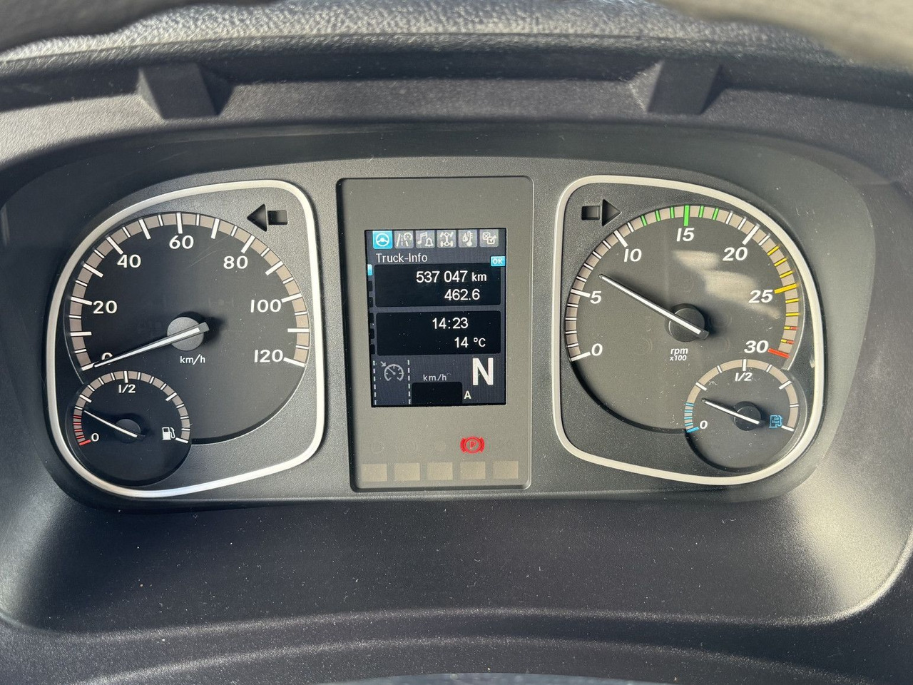 Refrigerator truck Mercedes-Benz Atego 1323L 4-Fleisch-Rohrbahnen TK T600R ATM: picture 17 Refrigerator truck Mercedes-Benz Atego 1323L 4-Fleisch-Rohrbahnen TK T600R ATM: picture 17