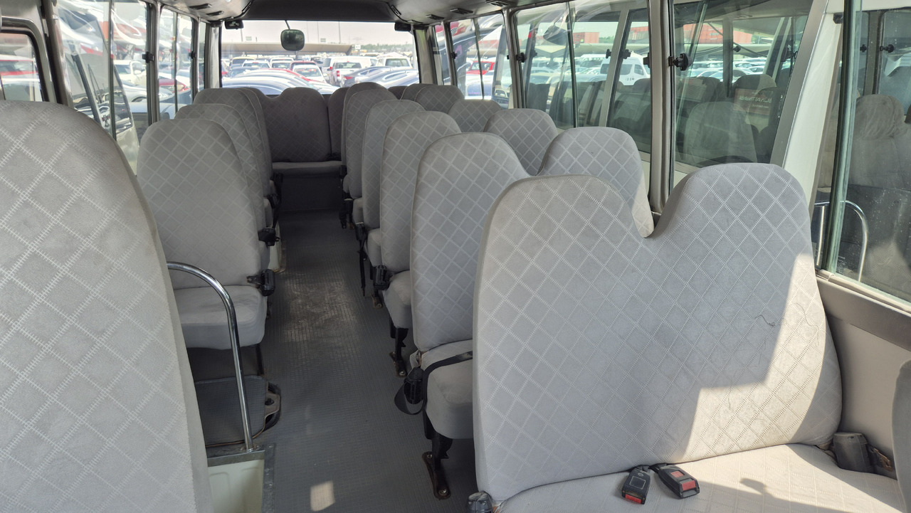 TOYOTA Coaster ... 30 places ... Climatisé - Minibus, Passenger van: picture 3 TOYOTA Coaster ... 30 places ... Climatisé - Minibus, Passenger van: picture 3