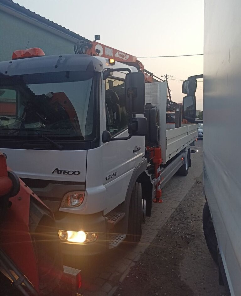 Mercedes-Benz Atego 1224 - Dropside/ Flatbed truck, Crane truck: picture 4 Mercedes-Benz Atego 1224 - Dropside/ Flatbed truck, Crane truck: picture 4