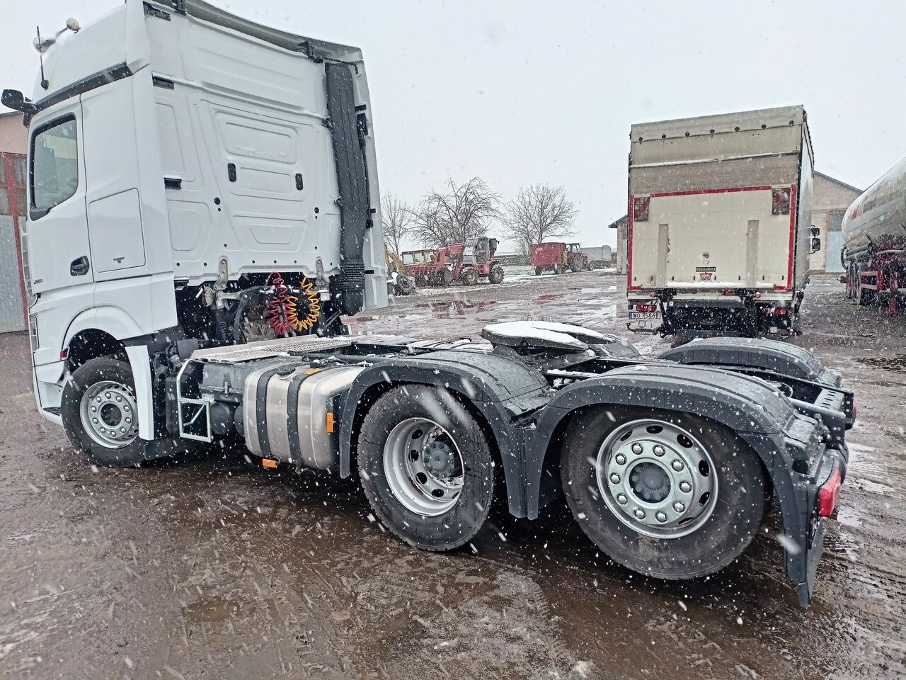 Mercedes-Benz Actros 2551 - Tractor unit: picture 2 Mercedes-Benz Actros 2551 - Tractor unit: picture 2