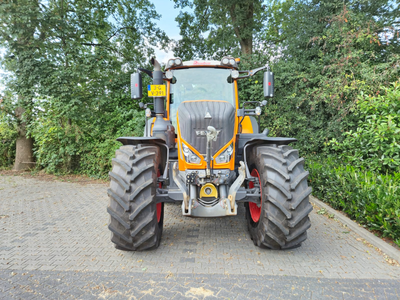 FENDT 828 Vario S4 ProfiPlus - Farm tractor: picture 3 FENDT 828 Vario S4 ProfiPlus - Farm tractor: picture 3