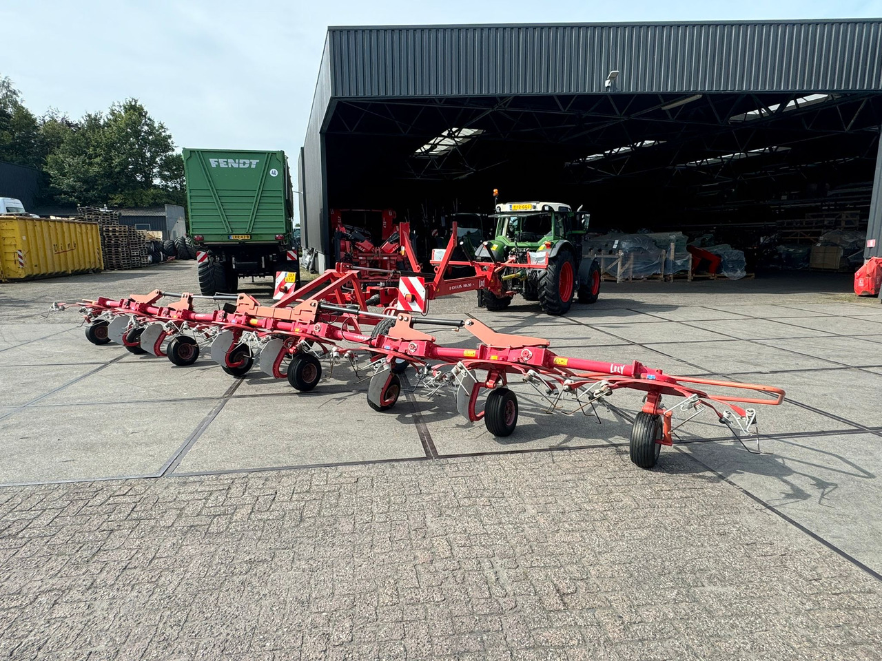 Lely Lotus 1020S - Tedder/ Rake: picture 3 Lely Lotus 1020S - Tedder/ Rake: picture 3