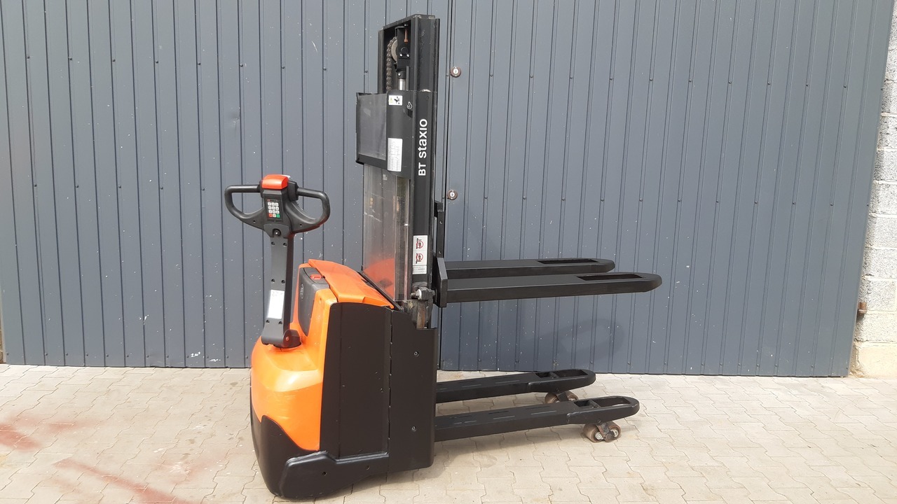 BT SWE 200 D - Stacker: picture 1 BT SWE 200 D - Stacker: picture 1