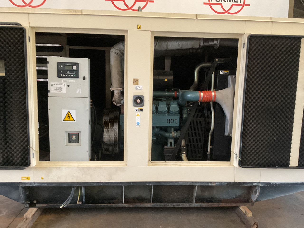 Doosan P158LE, 415KVA generatorset. Like brand new, low hours and complete - Generator set: picture 2 Doosan P158LE, 415KVA generatorset. Like brand new, low hours and complete - Generator set: picture 2