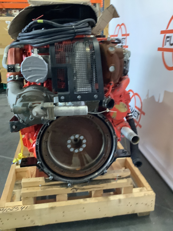Scania DI12 69M marine propulsion (1) - Engine: picture 5 Scania DI12 69M marine propulsion (1) - Engine: picture 5