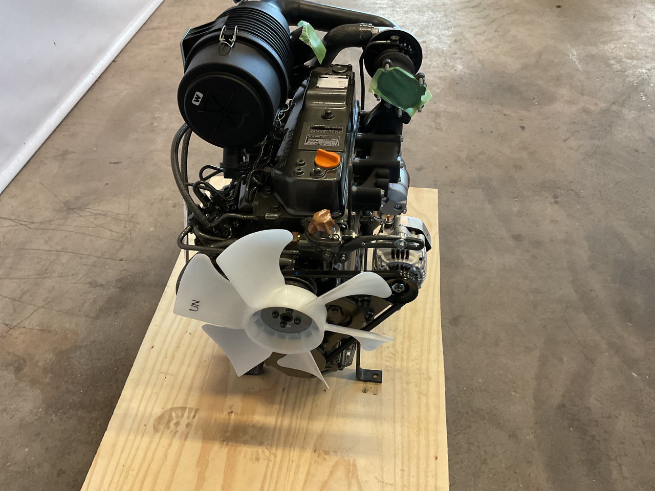 Yanmar 4TNV84T - Engine: picture 5 Yanmar 4TNV84T - Engine: picture 5