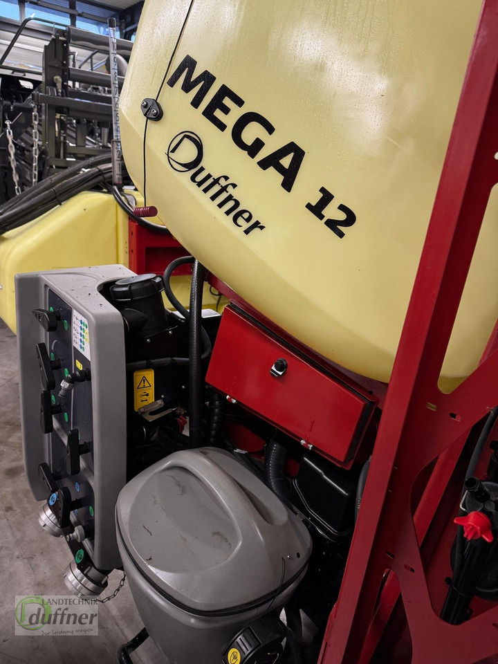 Hardi Mega 12 1200 Smart ISOBUS - Trailed sprayer: picture 4 Hardi Mega 12 1200 Smart ISOBUS - Trailed sprayer: picture 4