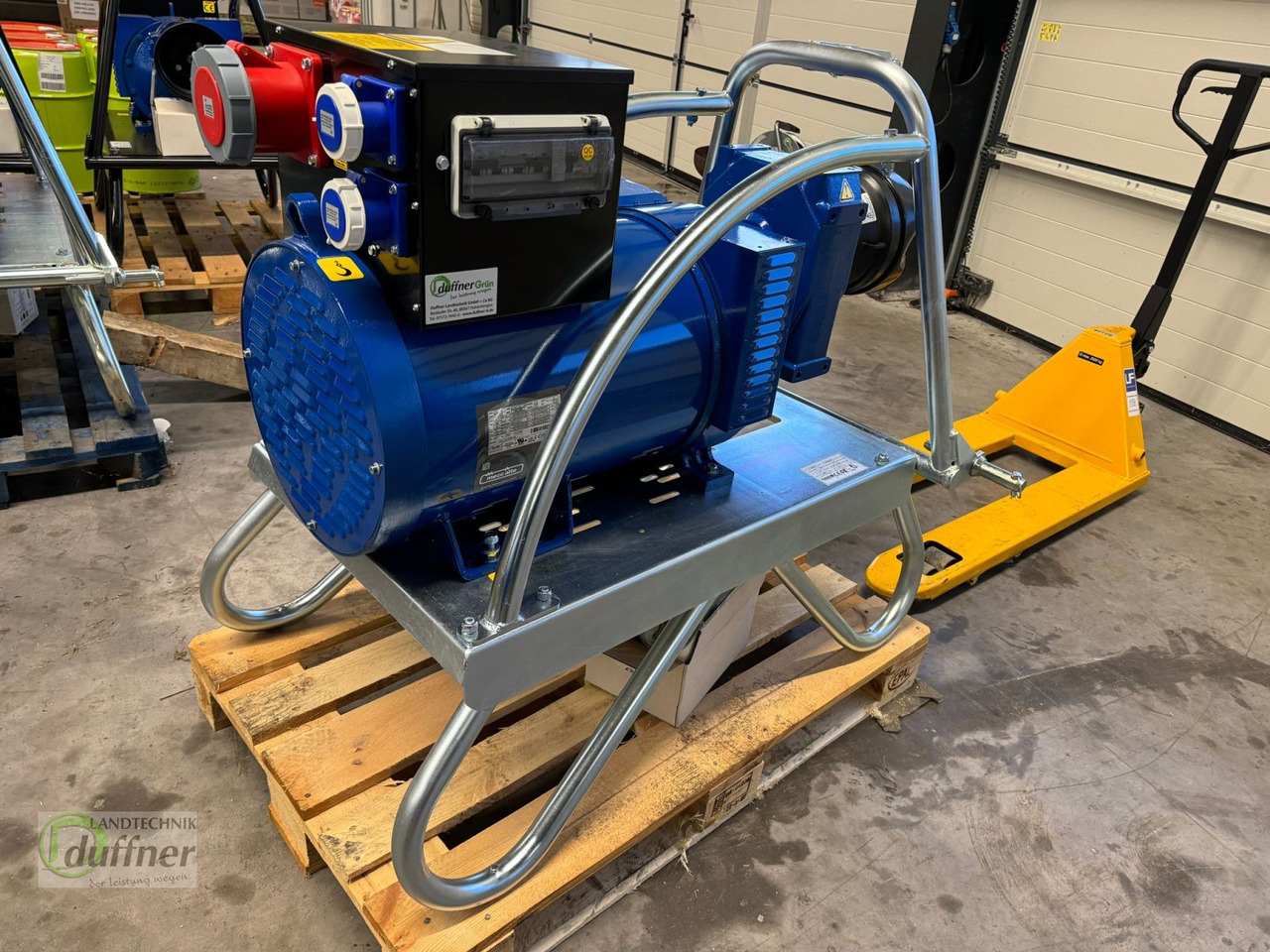 Mecc alte 24 bis 63 KvA - Generator set: picture 2 Mecc alte 24 bis 63 KvA - Generator set: picture 2