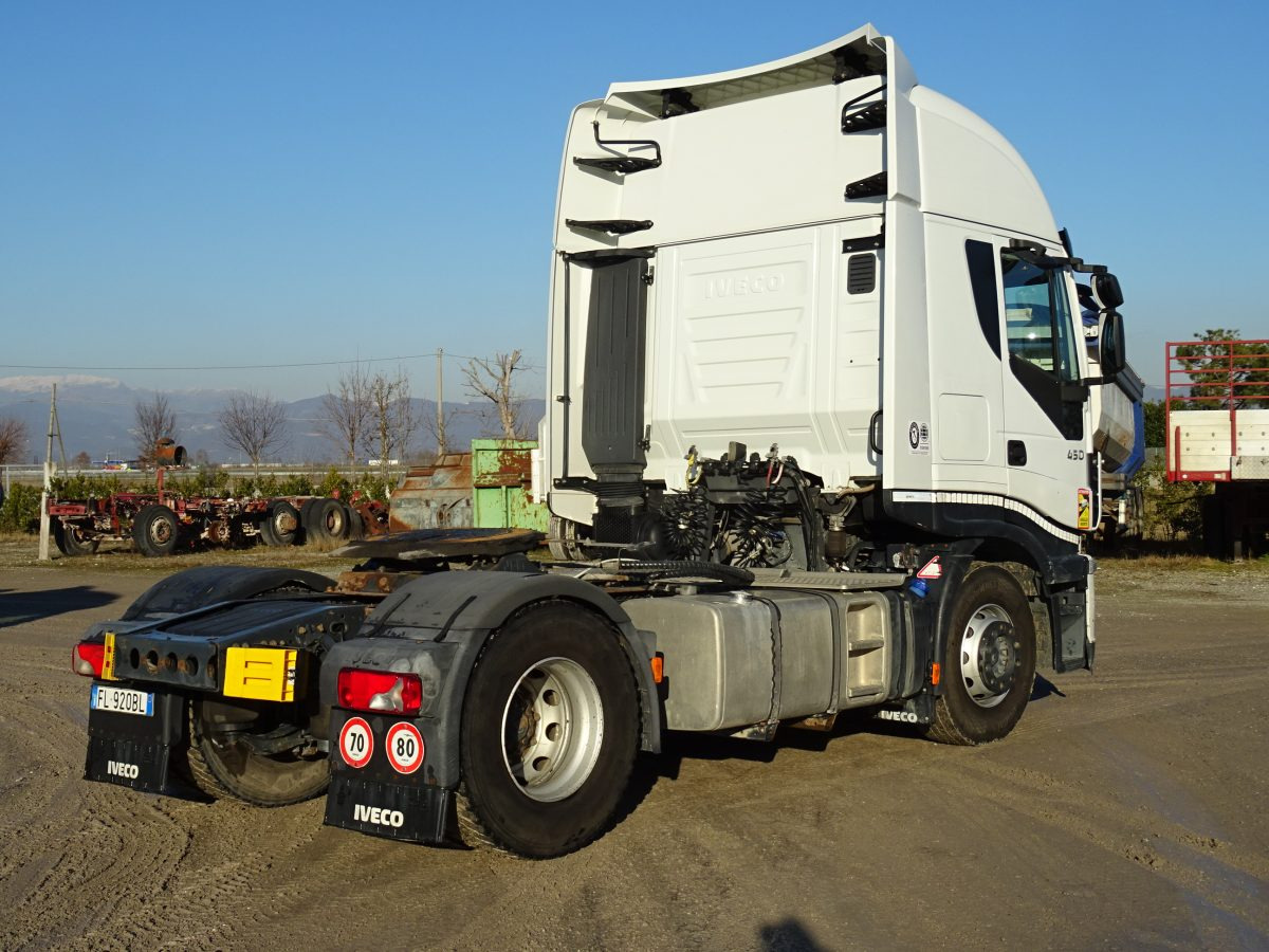 Tractor unit IVECO STRALIS 450: picture 6