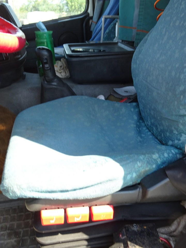 Tractor unit VOLVO FM12 420T 6X4: picture 10 Tractor unit VOLVO FM12 420T 6X4: picture 10