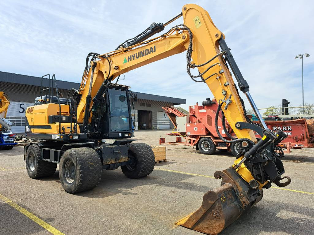 Hyundai HW140 + Tiltrotator + GPS - Wheel excavator: picture 3 Hyundai HW140 + Tiltrotator + GPS - Wheel excavator: picture 3