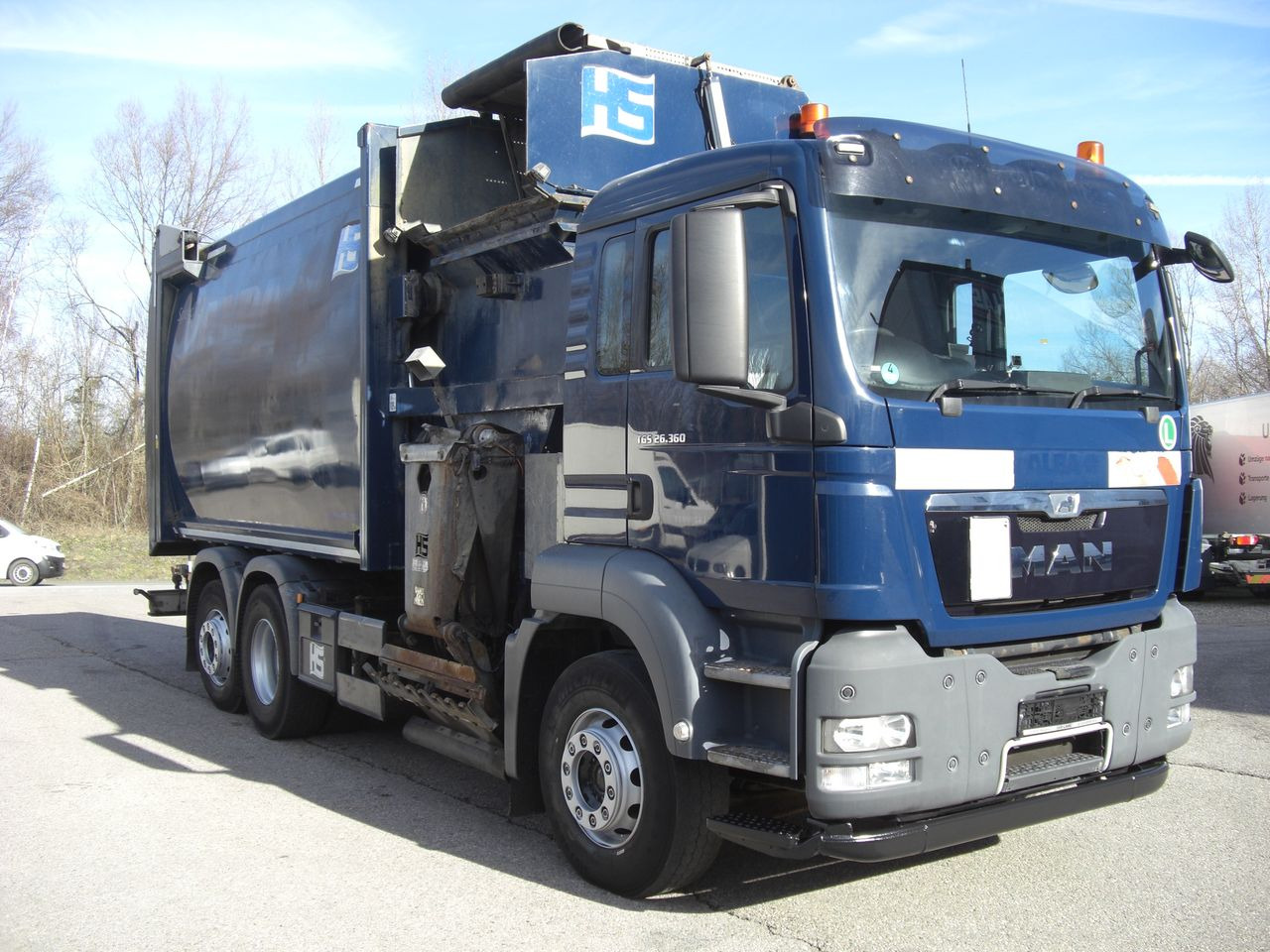 MAN 26360FNLL / RECHTSGEST. - Garbage truck: picture 2 MAN 26360FNLL / RECHTSGEST. - Garbage truck: picture 2