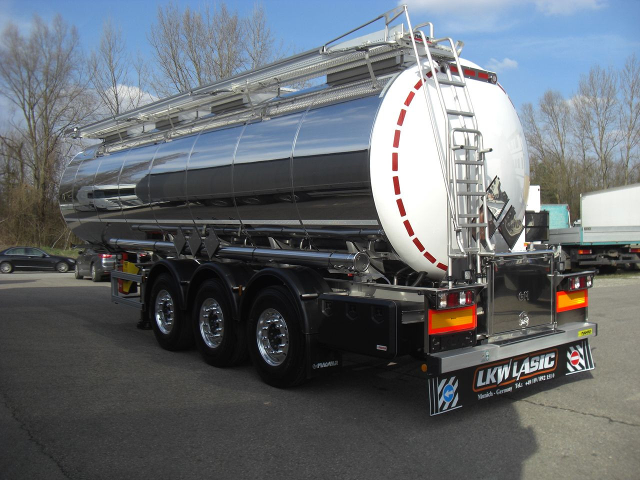 Magyar SRMAD/1KAMMER/CHEMIE - Tank semi-trailer: picture 4 Magyar SRMAD/1KAMMER/CHEMIE - Tank semi-trailer: picture 4