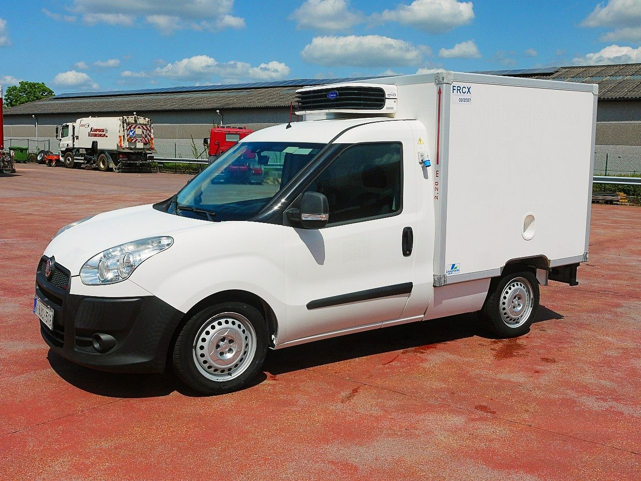 Fiat 1.3 DOBLO KUHLKOFFER CARRIER XARIOS -20c 99tkm - Refrigerated van: picture 3 Fiat 1.3 DOBLO KUHLKOFFER CARRIER XARIOS -20c 99tkm - Refrigerated van: picture 3