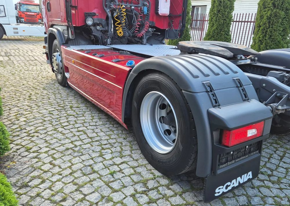 Tractor unit Scania R410: picture 7