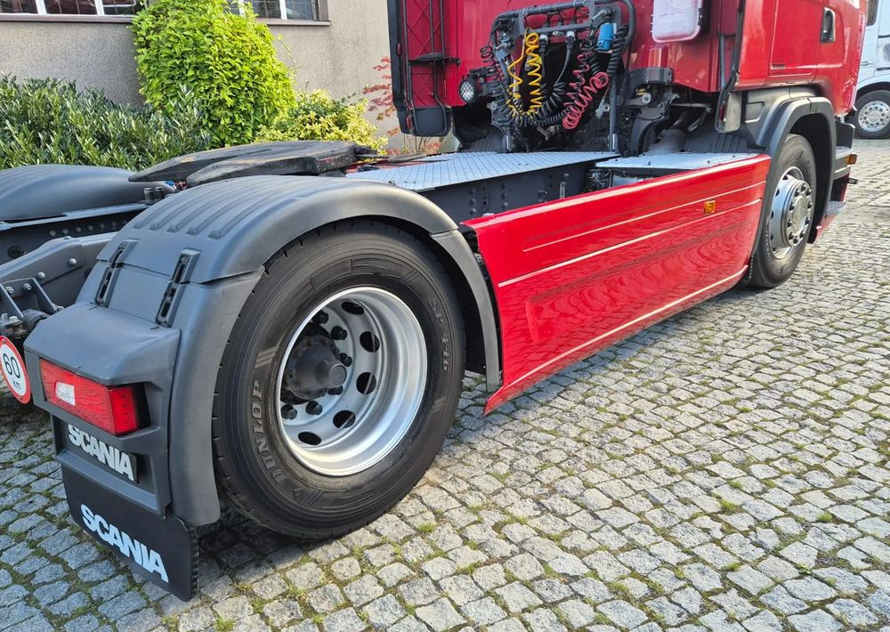 Tractor unit Scania R410: picture 9