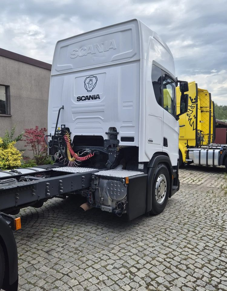 Tractor unit Scania R410: picture 14