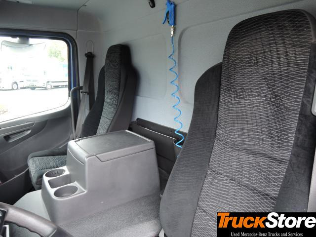 Refrigerator truck Mercedes-Benz Atego 1527 L: picture 8 Refrigerator truck Mercedes-Benz Atego 1527 L: picture 8