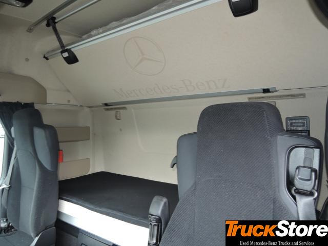 Tractor unit Mercedes-Benz Actros 1845 LS: picture 7