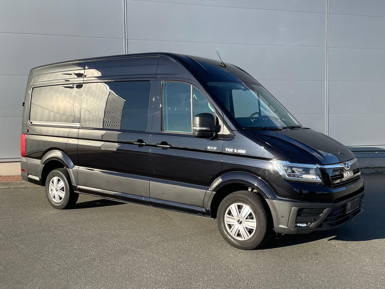 MAN TGE 3.180 L3H3 MIXTO 4x4 AUTOM DIFF AHK ACC NAV - Panel van, Combi van: picture 2 MAN TGE 3.180 L3H3 MIXTO 4x4 AUTOM DIFF AHK ACC NAV - Panel van, Combi van: picture 2