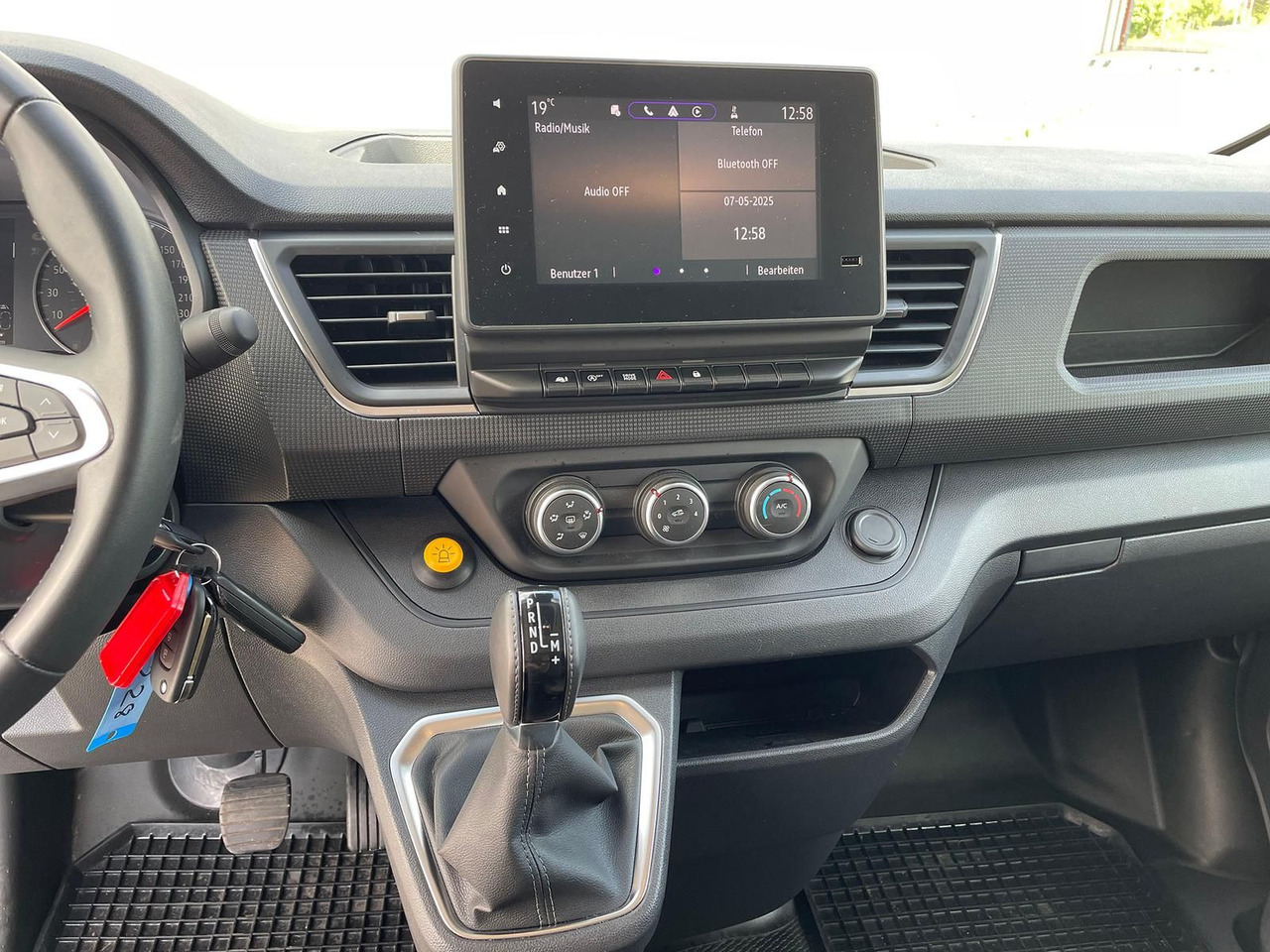 Panel van Renault Trafic Kasten RED EDITION L1H1 AHK LED DAB MFL: picture 17