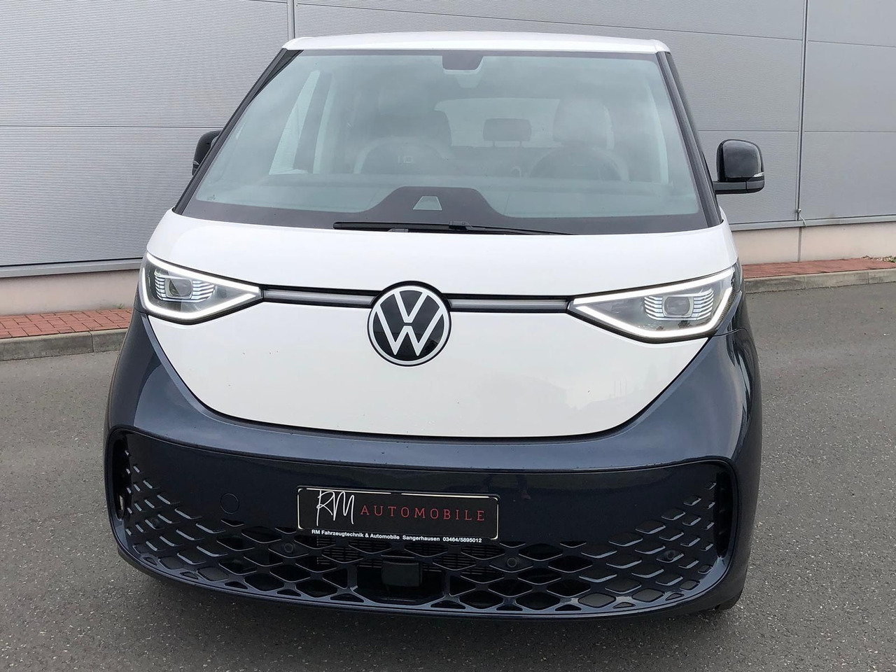 Volkswagen ID. Buzz 150 kW Pro AHK ACC MATRIX LED KEYLESS - Minibus, Electric bus: picture 4 Volkswagen ID. Buzz 150 kW Pro AHK ACC MATRIX LED KEYLESS - Minibus, Electric bus: picture 4