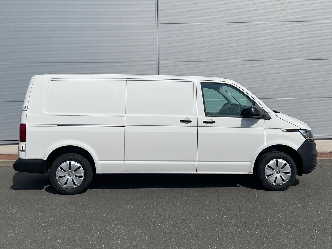 Volkswagen T6.1 Transporter LR 2.0 TDI KLIMA PDC - Panel van: picture 5 Volkswagen T6.1 Transporter LR 2.0 TDI KLIMA PDC - Panel van: picture 5
