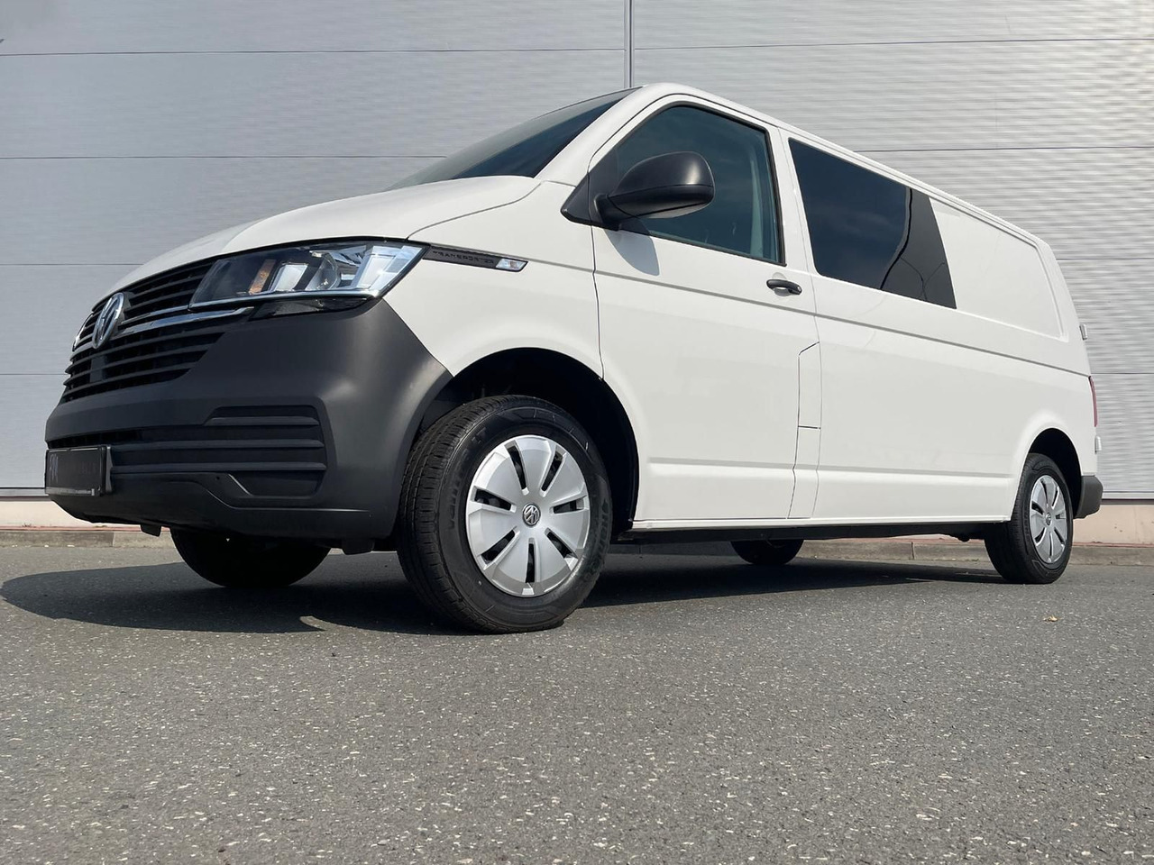 Passenger van Volkswagen T6.1 Transporter MIXTO LR 2.0 TDI KLIMA PDC: picture 32