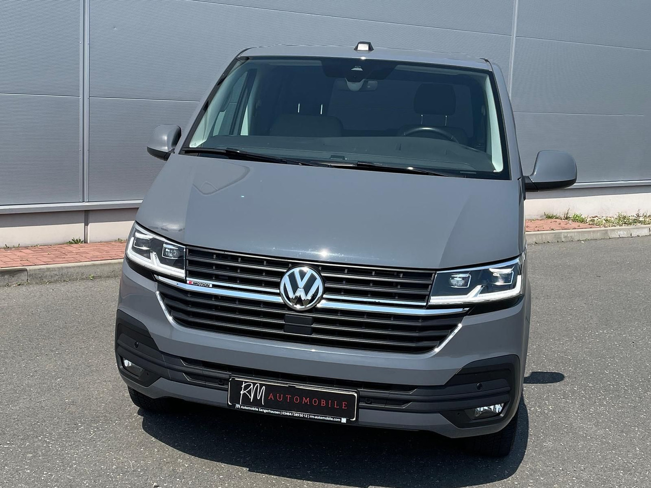 Volkswagen T6.1 Transporter lang 4M LED BEAR LOCK KAM DAB - Passenger van: picture 4 Volkswagen T6.1 Transporter lang 4M LED BEAR LOCK KAM DAB - Passenger van: picture 4