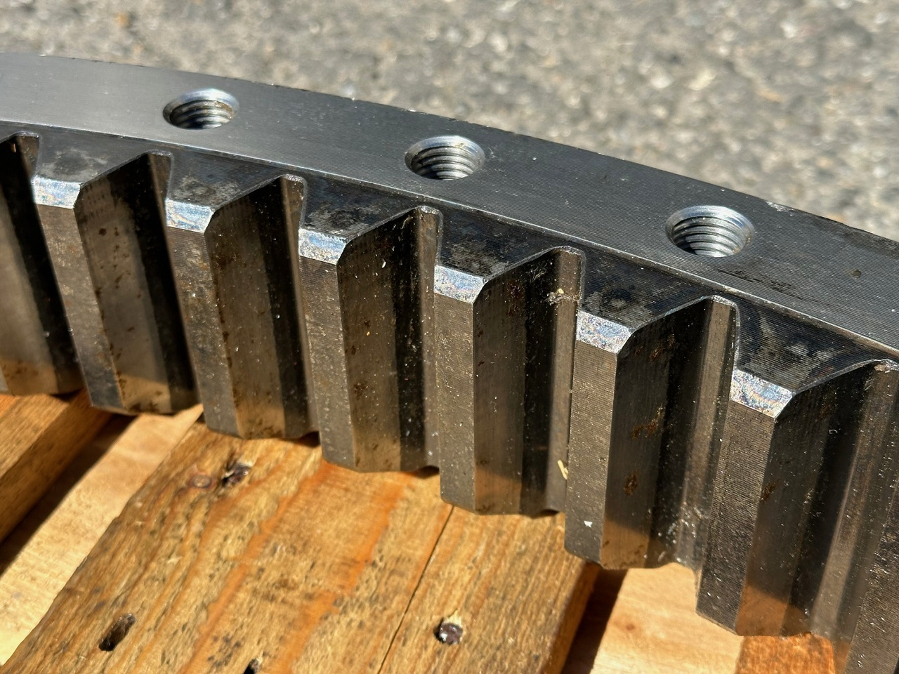 Slewing ring for Crawler excavator LIEBHERR Original Drehkranz – Kugeldrehverbindung mit ID-Nr.11690802. R920 S-1545,R920-1545,R922 LC-1442,R922 LC-1443,R922-1442,R924 LC-1444,R924 LC-1445,R924-1444,R925-1444. #11690802.N10220272#: picture 9 Slewing ring for Crawler excavator LIEBHERR Original Drehkranz – Kugeldrehverbindung mit ID-Nr.11690802. R920 S-1545,R920-1545,R922 LC-1442,R922 LC-1443,R922-1442,R924 LC-1444,R924 LC-1445,R924-1444,R925-1444. #11690802.N10220272#: picture 9