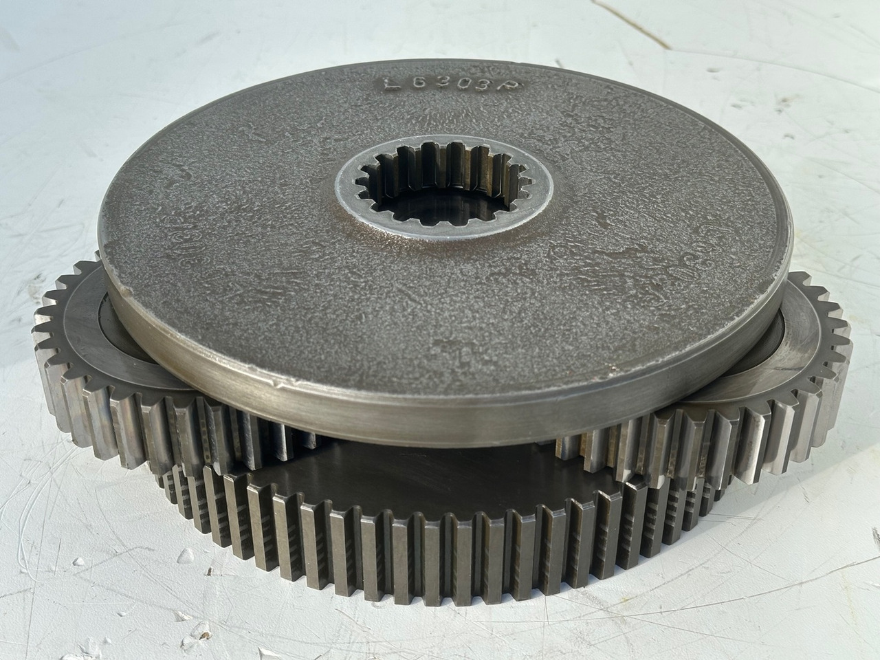 LIEBHERR Original Planetenträger ID-Nr.944171103 mit Planetenräder ID-Nr.944110603-ID-Nr.90201469 mit Lamellenträger ID-Nr.944112103. A900C,A944B,E942,LOS942,LOS944,P942,P944,R942,R944,R944B. #HRV# - Swing motor for Excavator: picture 5 LIEBHERR Original Planetenträger ID-Nr.944171103 mit Planetenräder ID-Nr.944110603-ID-Nr.90201469 mit Lamellenträger ID-Nr.944112103. A900C,A944B,E942,LOS942,LOS944,P942,P944,R942,R944,R944B. #HRV# - Swing motor for Excavator: picture 5