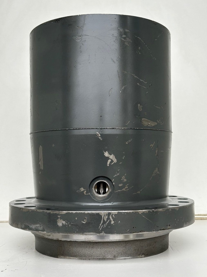 Liebherr Abtriebswellengehäuse inkl. Innenrad ID-Nr.90006015 - ID-Nr.90005980 mit Kegelrollenlager ID-Nr.746231701. SAT325/274. R946, R950, RZG390 SME. #90006015.04.11# - Swing motor for Crawler excavator: picture 2 Liebherr Abtriebswellengehäuse inkl. Innenrad ID-Nr.90006015 - ID-Nr.90005980 mit Kegelrollenlager ID-Nr.746231701. SAT325/274. R946, R950, RZG390 SME. #90006015.04.11# - Swing motor for Crawler excavator: picture 2